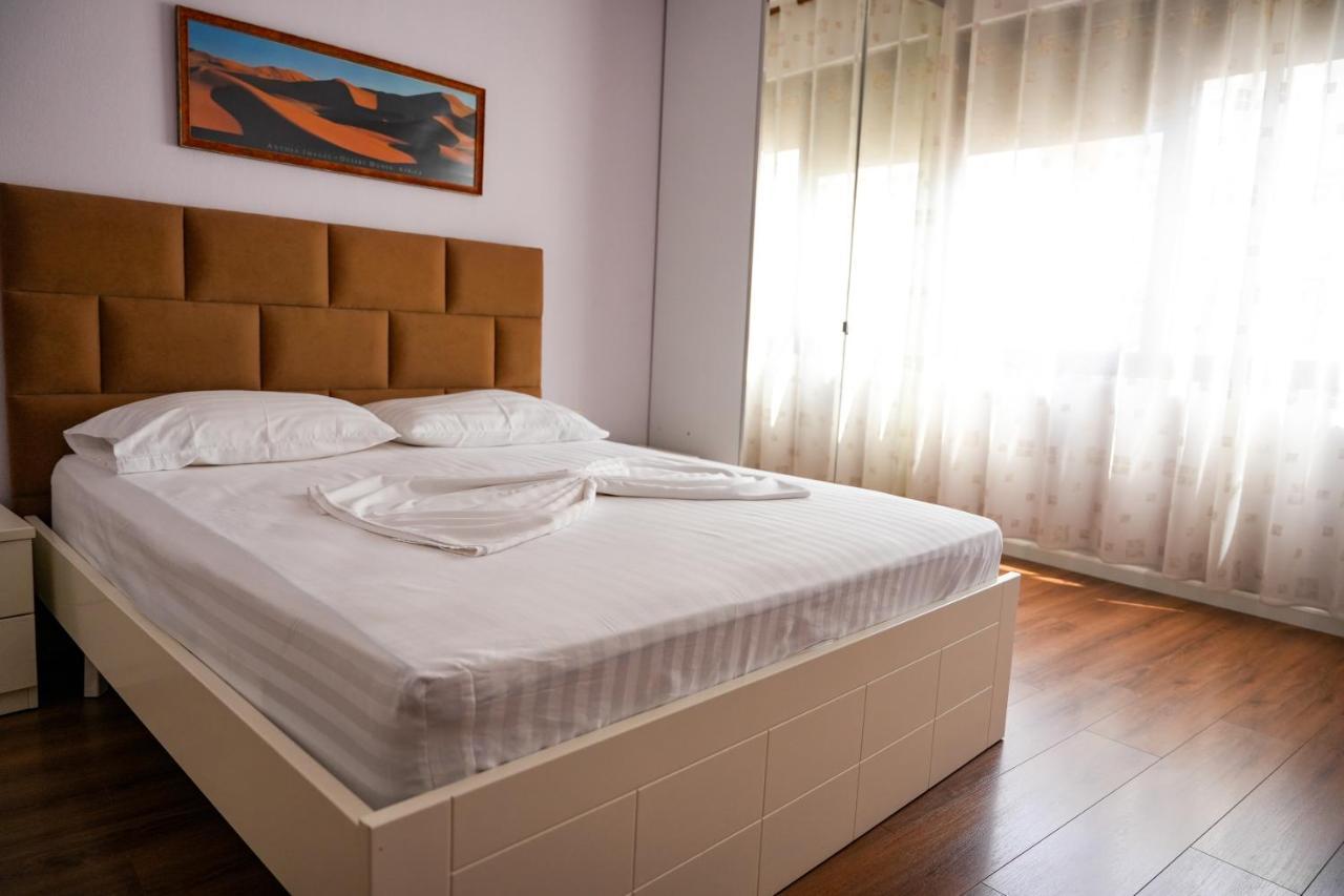 Cozy Apartment In The Heart Of Tirana ! Eksteriør bilde