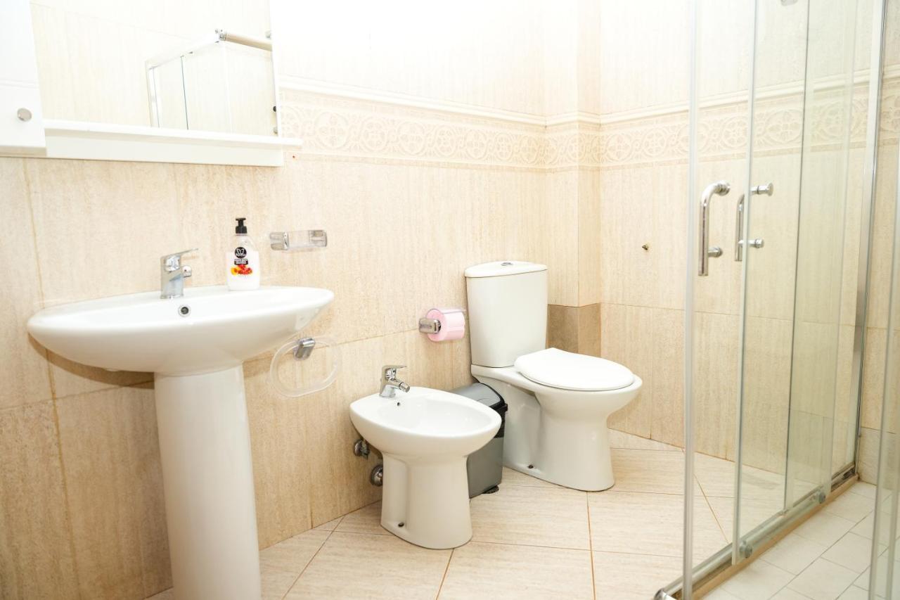 Cozy Apartment In The Heart Of Tirana ! Eksteriør bilde